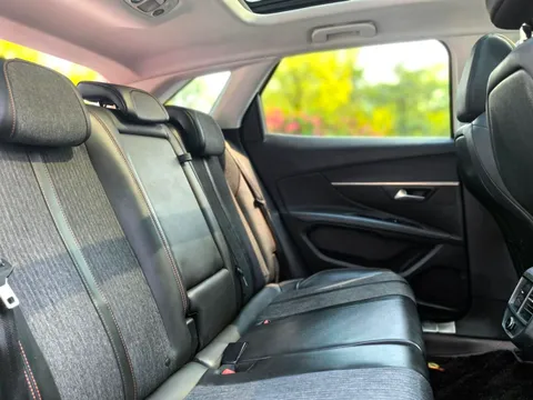 Peugeot 4008
