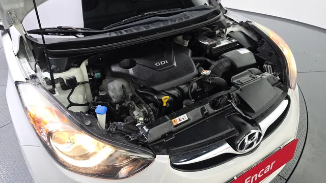 Hyundai Elantra (Avante)