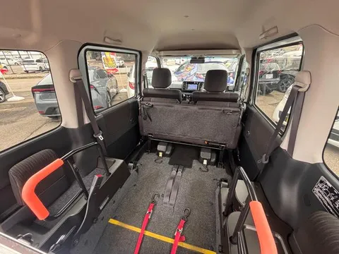 Daihatsu Atrai Wagon