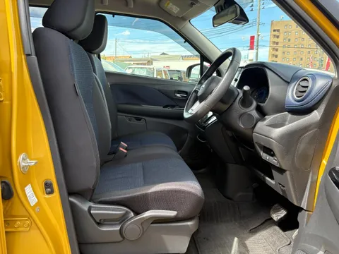Mitsubishi eK X