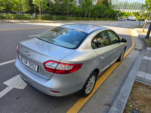 Renault SM3