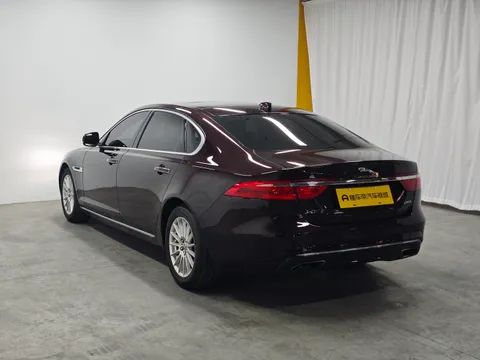 Jaguar XFL