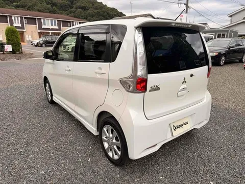 Mitsubishi eK Custom