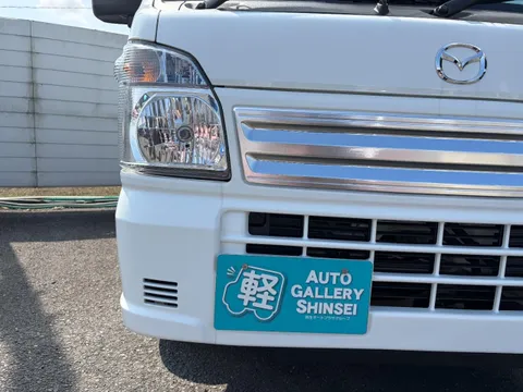 Mazda Scrum Truck
