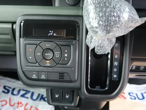Suzuki Spacia Gear