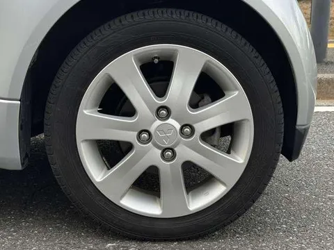 Mitsubishi I