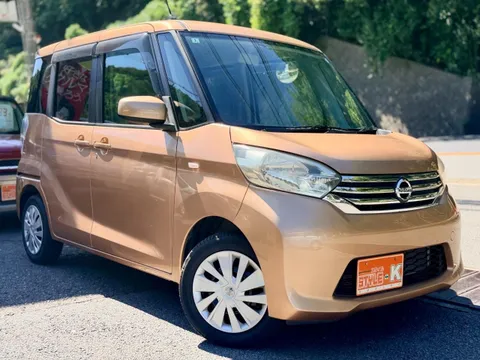 Nissan Dayz Roox