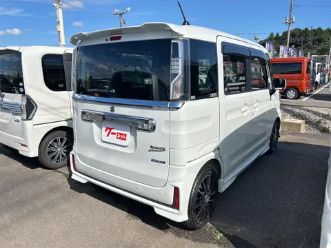 Suzuki Spacia Custom