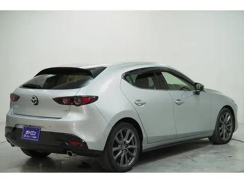 Mazda MAZDA3 Fastback