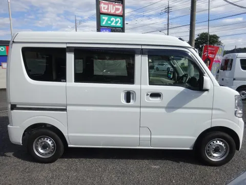 Nissan Clipper
