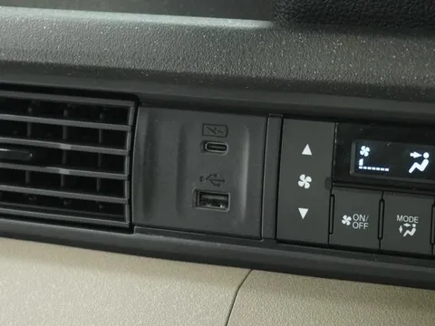 Honda N-BOX Joy