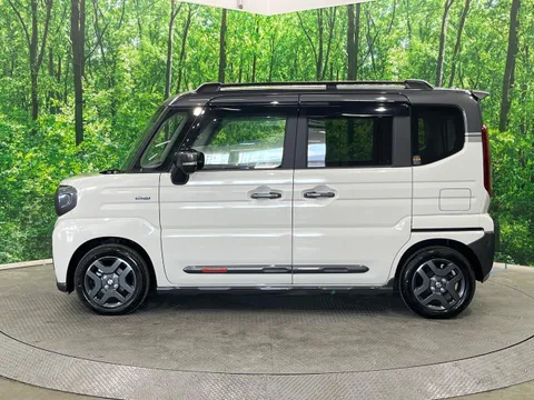 Suzuki Spacia Gear