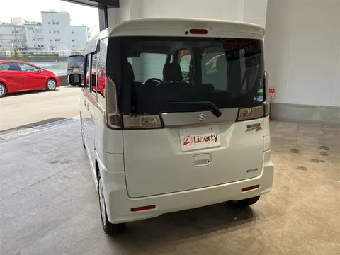 Suzuki Spacia Custom Z