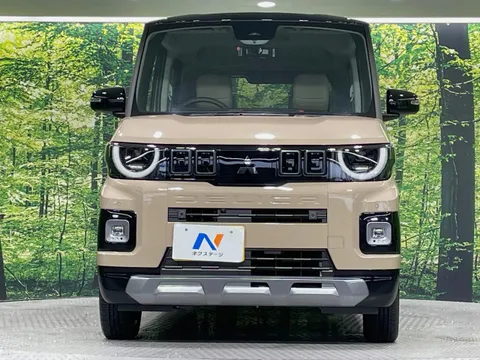 Mitsubishi Delica Mini