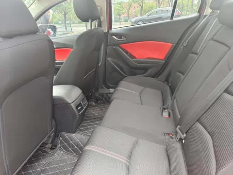 Mazda Mazda 3