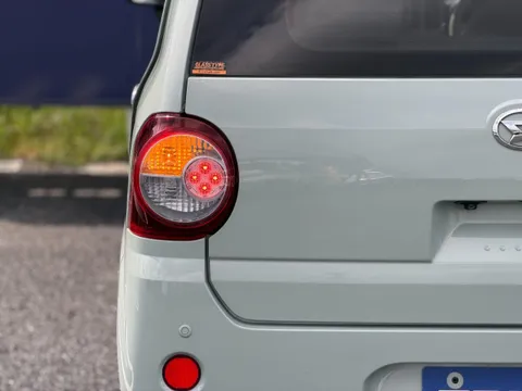 Daihatsu Mira Tocot