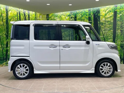 Suzuki Spacia Custom