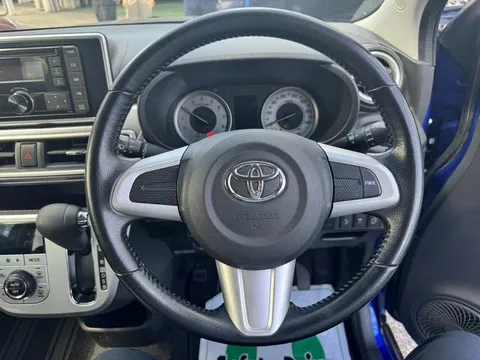 Toyota Pixis Joy