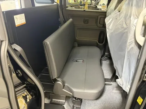 Suzuki Spacia Base