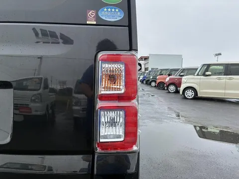 Toyota Pixis Mega