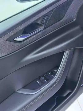Jaguar XEL