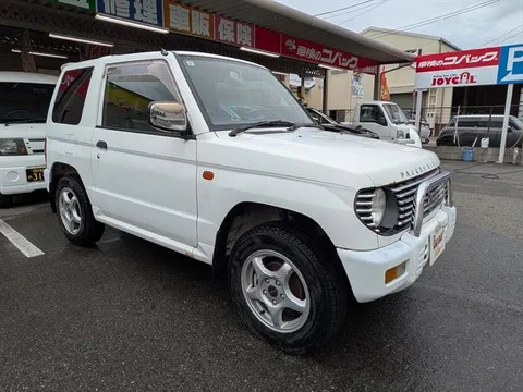 Mitsubishi Pajero Mini