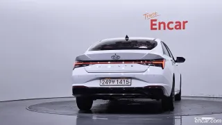 Hyundai Elantra (Avante)