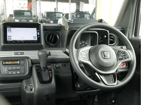 Honda N-VAN Plus Style