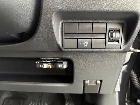 Mitsubishi eK X