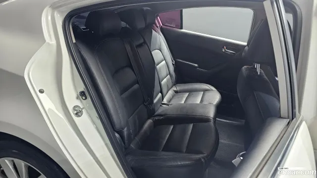Kia Cerato (K3)