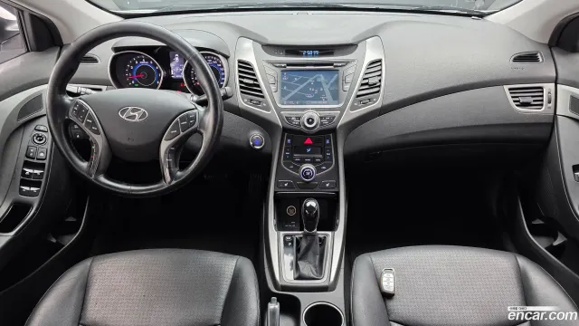 Hyundai Elantra (Avante)