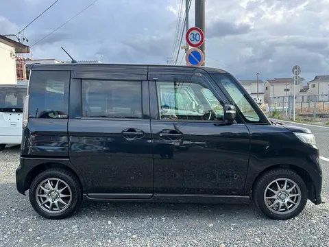 Suzuki Spacia Custom Z