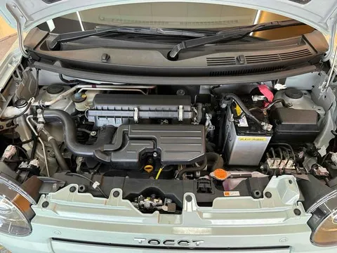 Daihatsu Mira Tocot