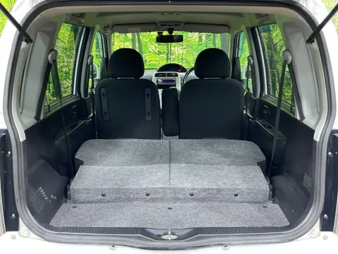 Nissan Otti