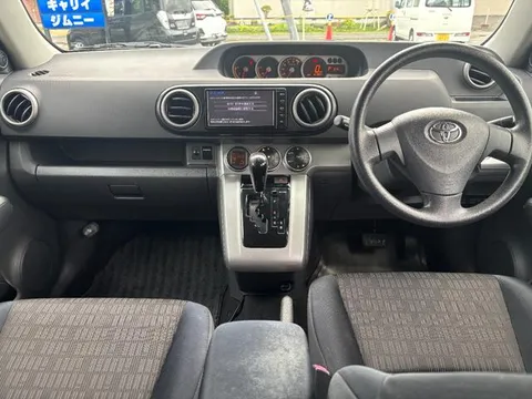 Toyota Corolla Rumion
