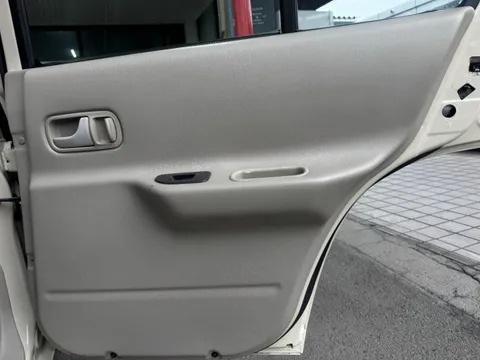 Nissan Rasheen