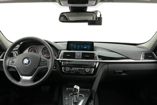 BMW BMW