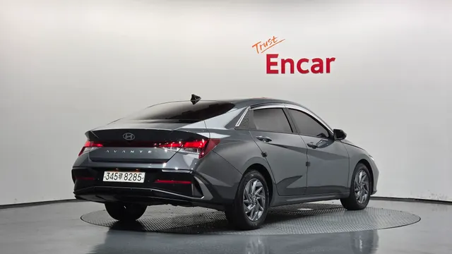 Hyundai Elantra (Avante)