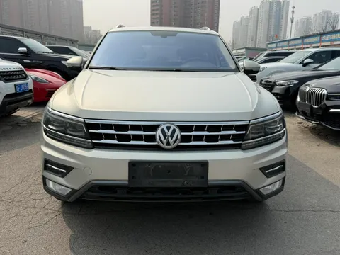 Volkswagen Tiguan L