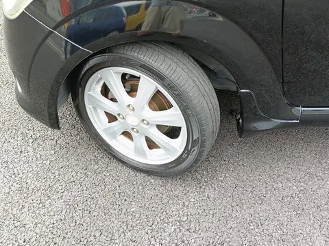 Subaru R1
