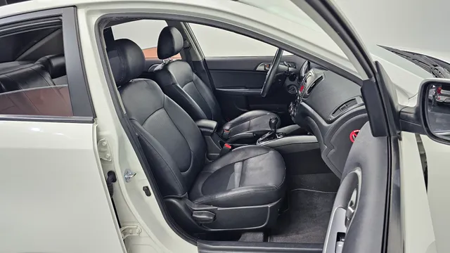 Kia Cerato (Forte)
