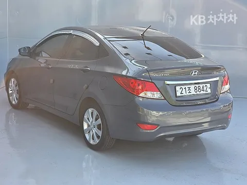 Hyundai Accent