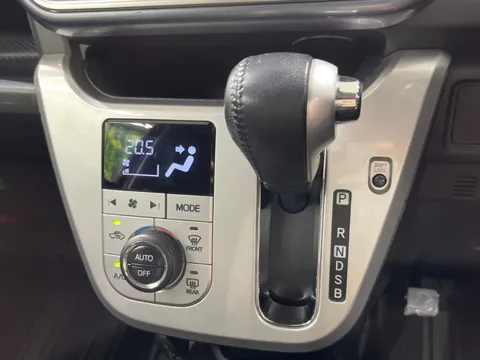 Toyota Pixis Joy