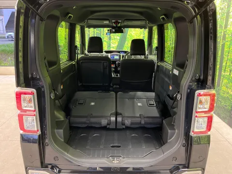 Toyota Pixis Mega