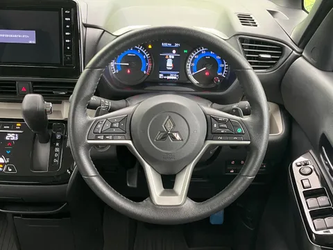 Mitsubishi Delica Mini