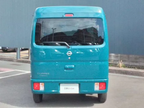 Nissan Clipper