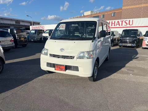 Toyota TownAce Van