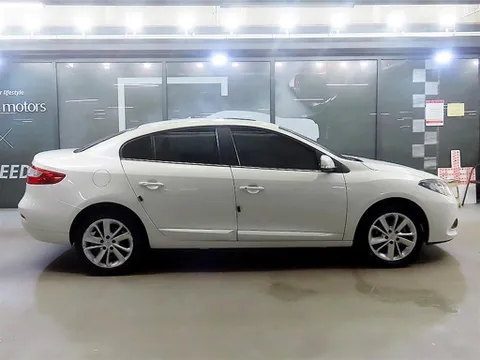 Renault SM3
