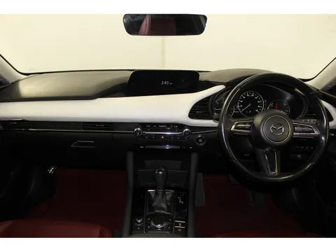 Mazda MAZDA3 Fastback