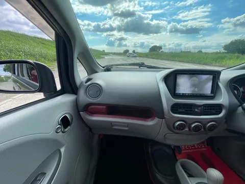 Mitsubishi I